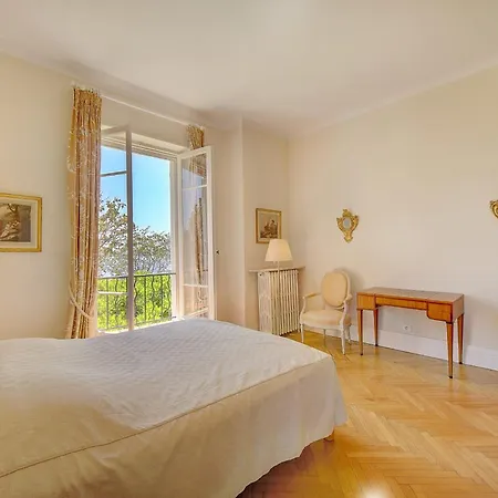 Ref 137 - Cap D'antibes Seafront - For Rent * Antibes