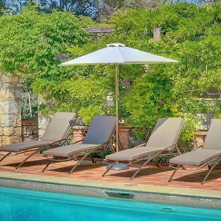 Ref 137 - Cap D'antibes Seafront - For Rent فيلة *