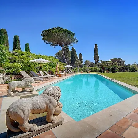 فيلة Ref 137 - Cap D'antibes Seafront - For Rent